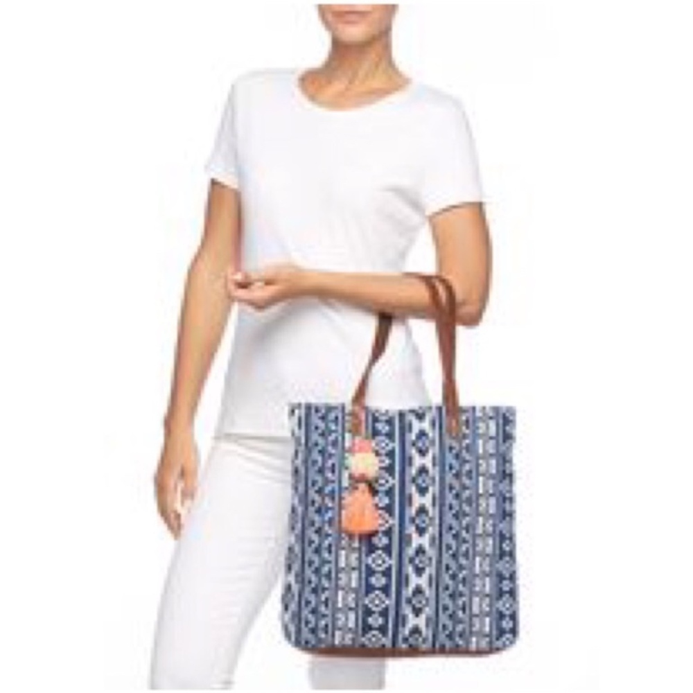Mudd Blue Boho Festival Tribal Design Tote Bag NWT - Picture 4 of 8